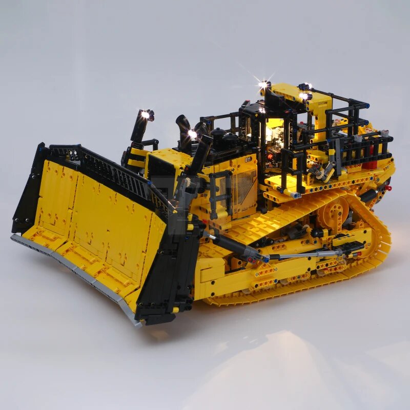 Technic Cat Bulldozer